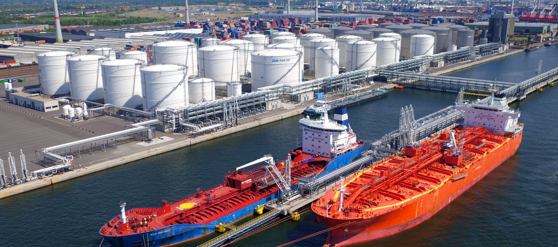 storage tanks harbour ships